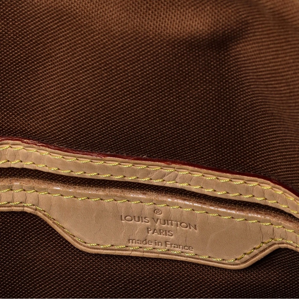 Louis Vuitton Palermo GM adjustable handles & strap! Very good condition! SALE! - Picture 8 of 9